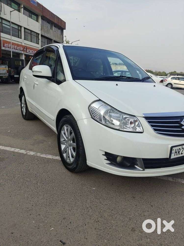 Maruti Suzuki Sx4 Zxi (opt), 2013, Petrol