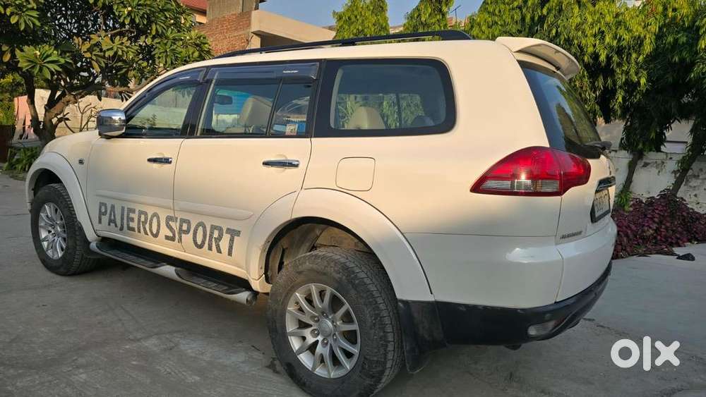 Mitsubishi Diesel Automatic 2016