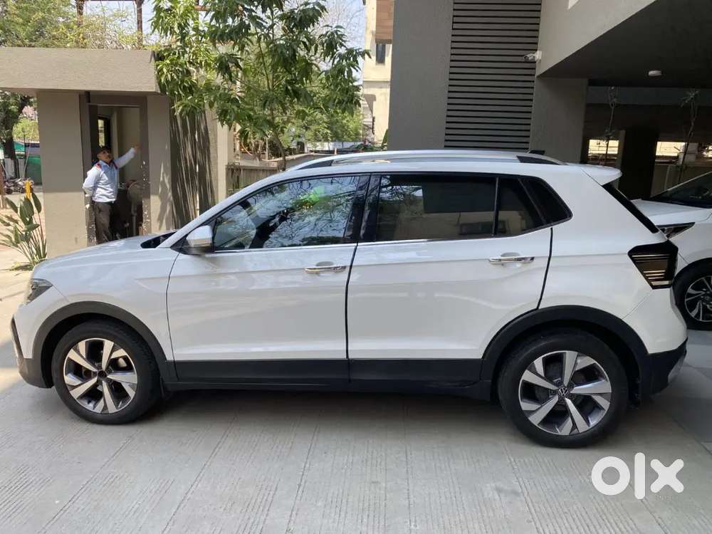 Volkswagen Taigun 1.0 Petrol Automatic 2022