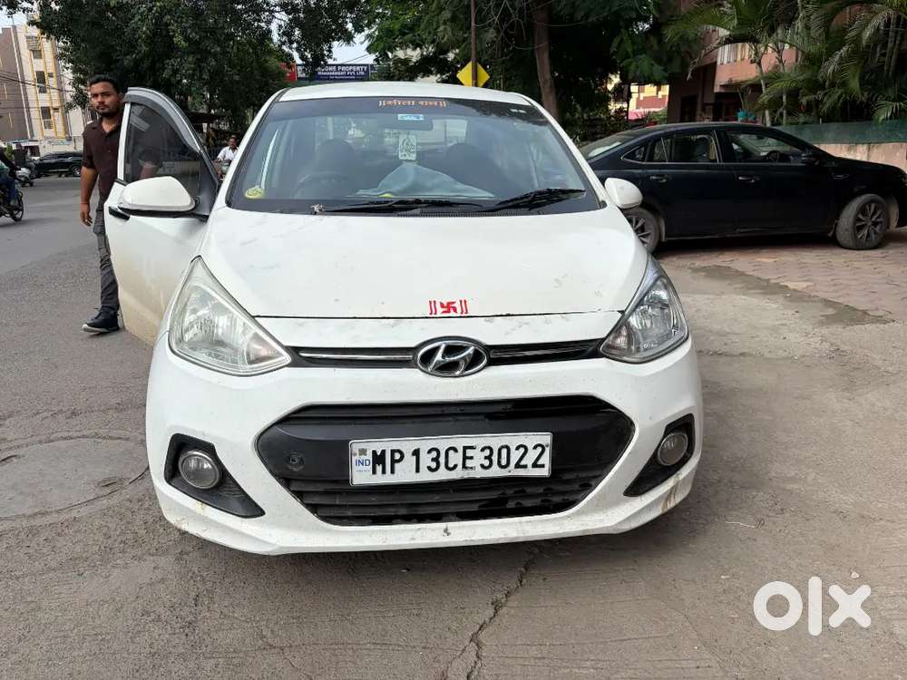 Hyundai Xcent 2016 कार