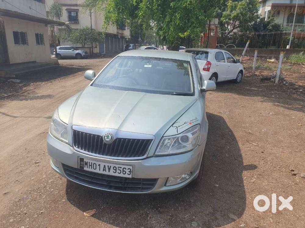 Skoda Laura Automatic Diesel Silver Color