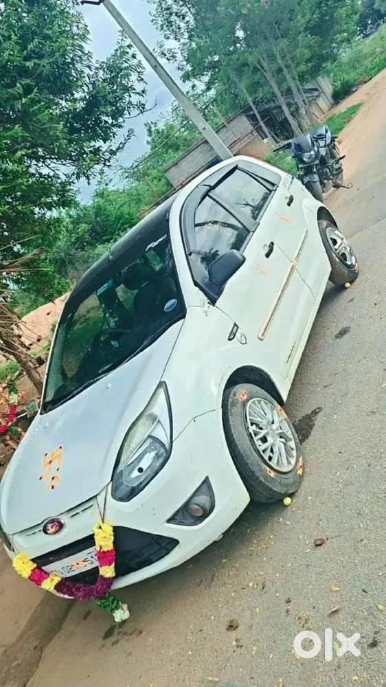 Ford Figo 1.2 Petrol 2011