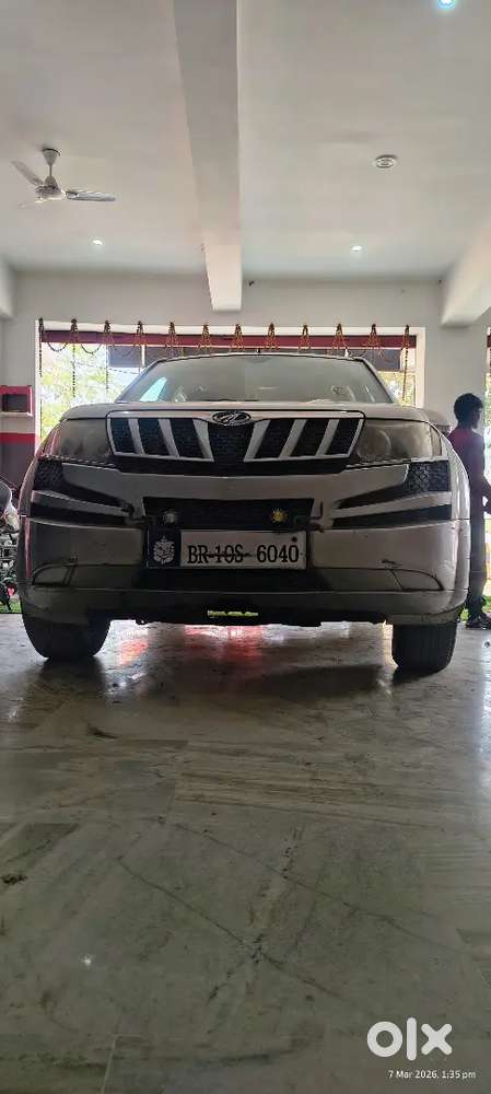 Mahindra Xuv500 2014 Diesel  7 Seater  1st Owner  Well Maintained