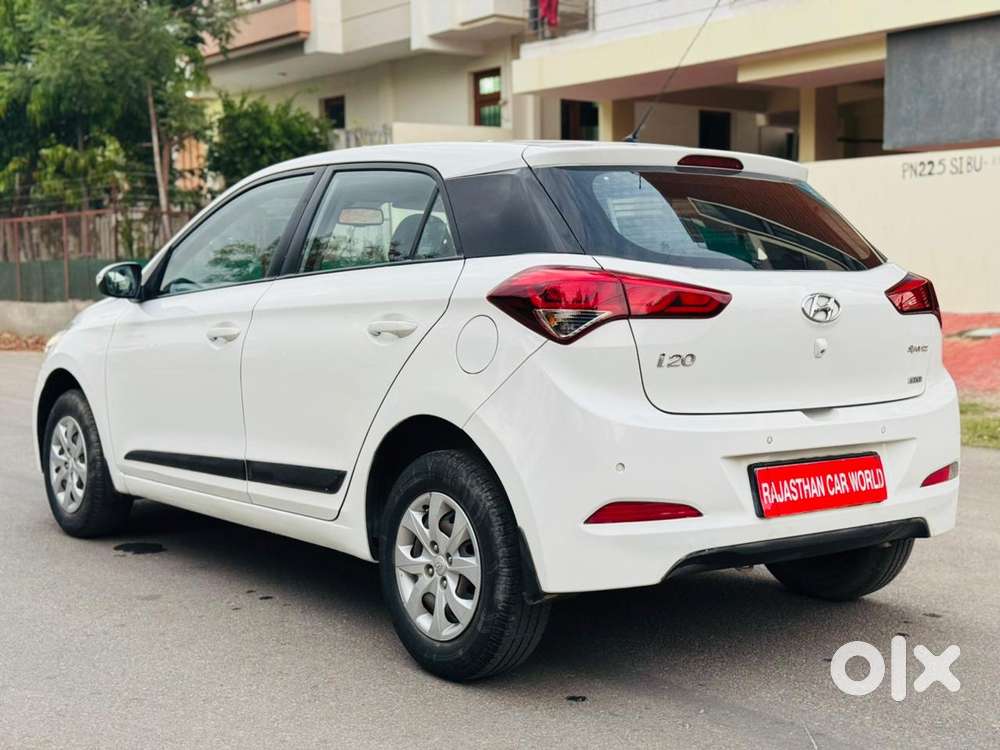 Hyundai I20 Sportz 1.4 At Vtvt, 2016, Petrol