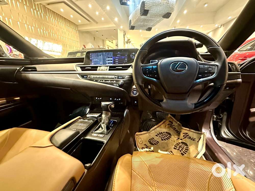 Lexus Es 300h Luxury, 2020, Petrol