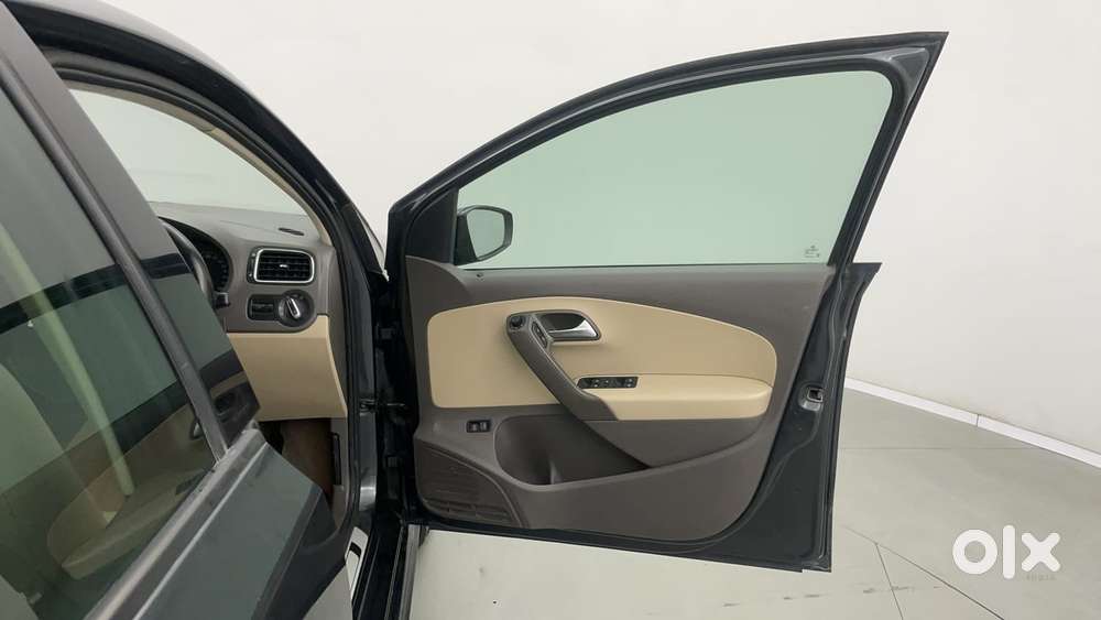 Volkswagen Vento Petrol Highline At, 2022, Petrol
