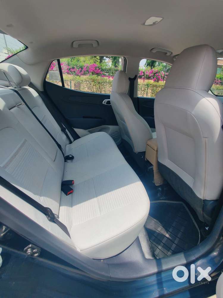 Hyundai Aura 1.2 Sx Cng, 2025, Cng & Hybrids