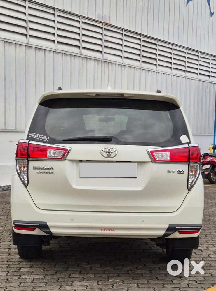 Toyota Innova Crysta 2018