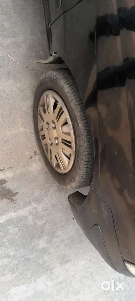 Santro Top Model Insurance. 28 April 2027 Tk Vailid He