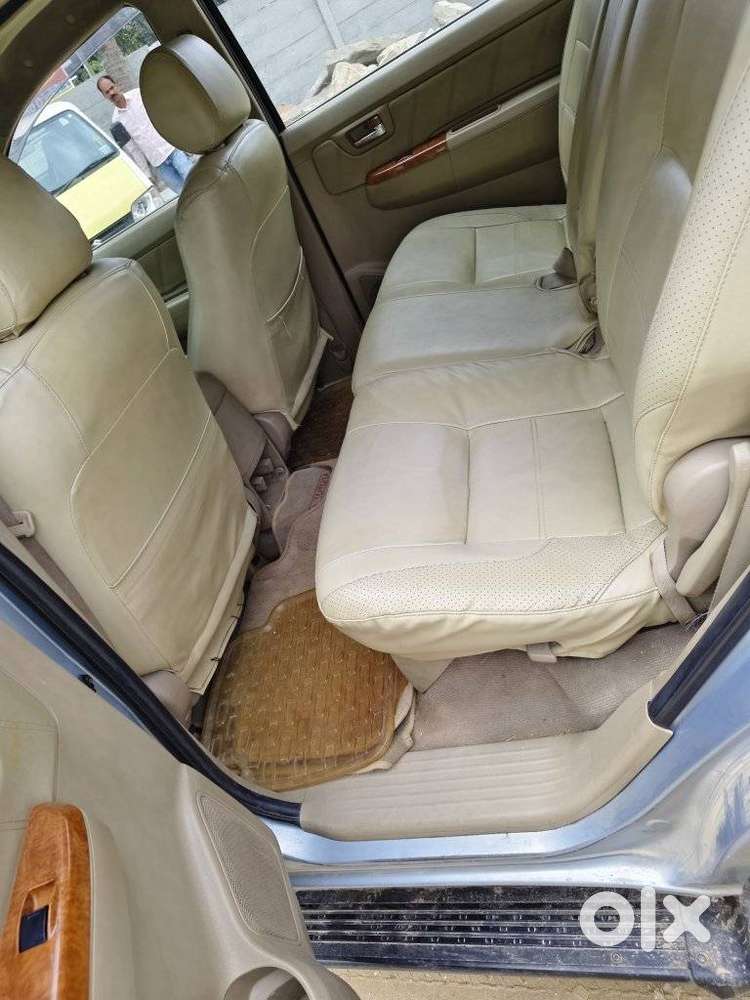 Toyota Fortuner 4x2 4 Speed At Trd Sportivo, 2010, Diesel
