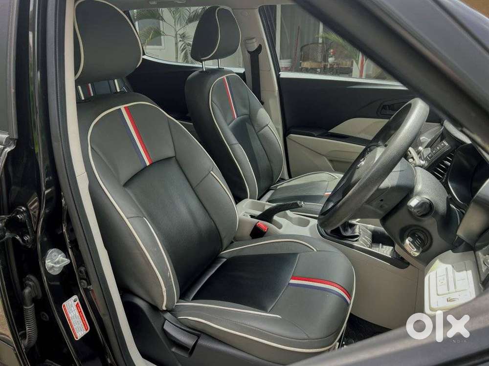 Mahindra Xuv300 W6, 2022, Petrol