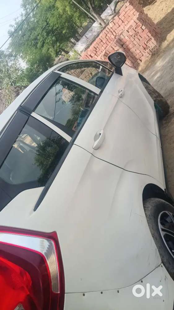 Mahindra Marazzo 2018 Diesel 125000 Km Driven