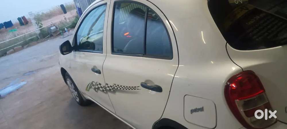 Nissan Micra Petrol 2013 Variant