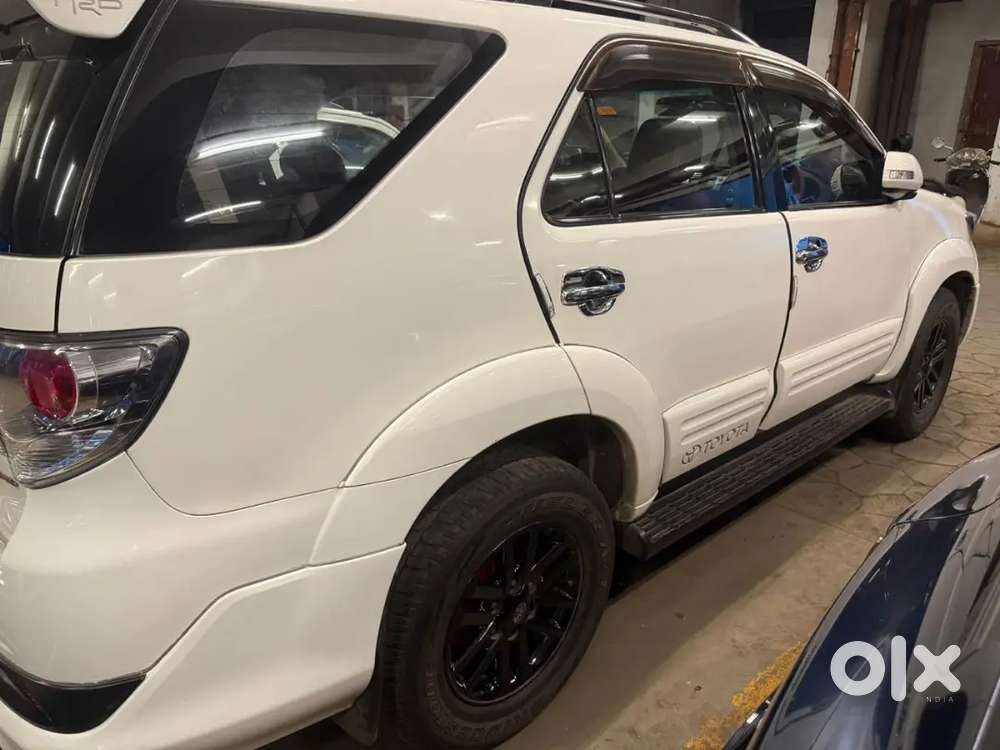 Toyota Fortuner 3.0 2013 Suv