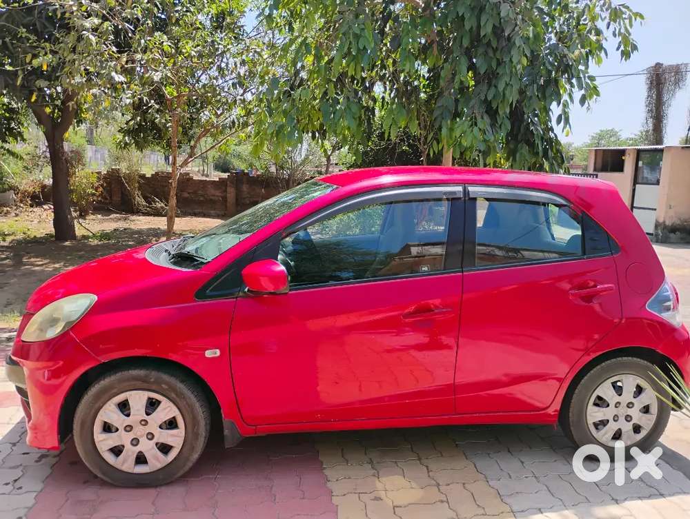 Honda Brio 2012