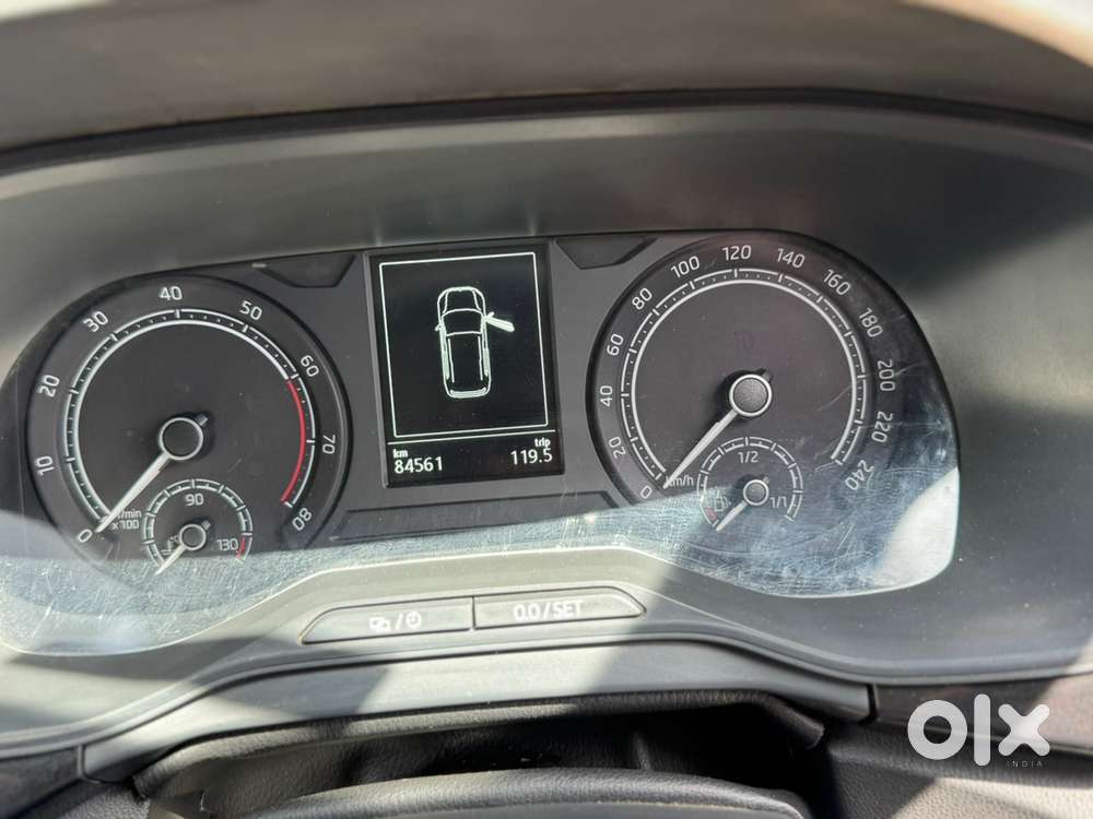 Skoda Kushaq 1.5 Turbo Dsg Automatic - Top Model