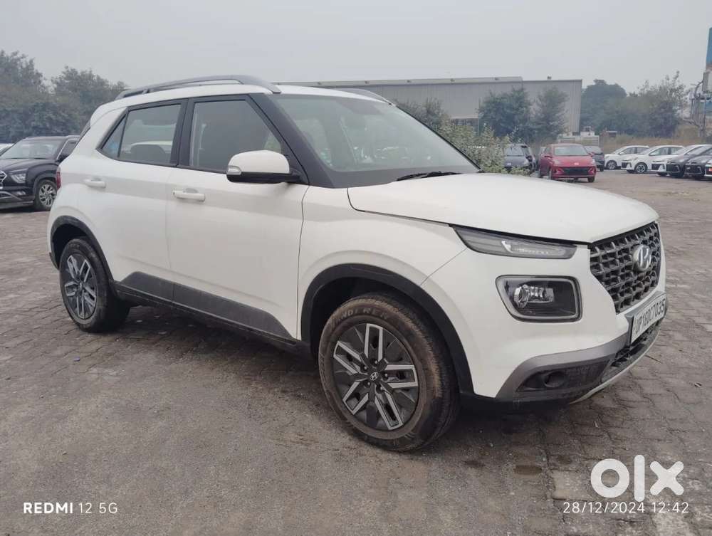 Hyundai Venue Sx Turbo, 2022, Petrol