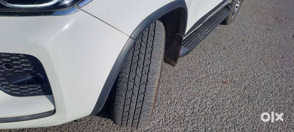 Fortuner 4x2 Automatic Diesel 72000 Km Driven