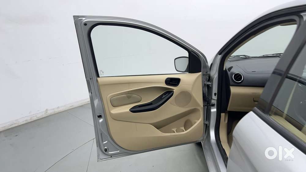 Ford Figo Aspire Titanium, 2017, Petrol