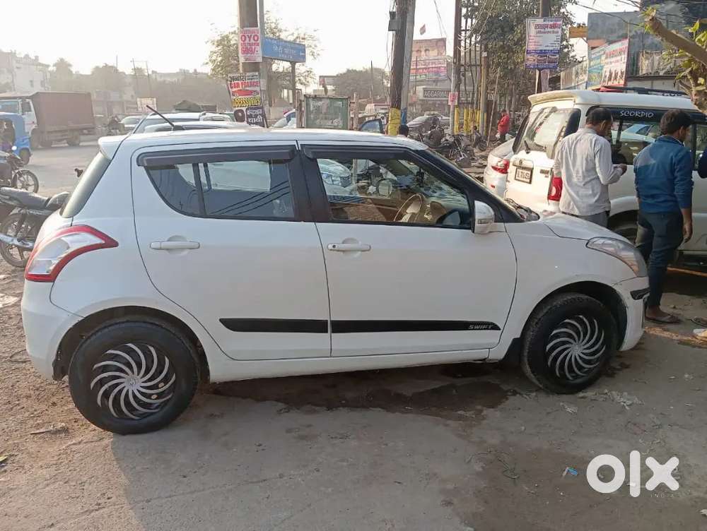 Maruti Suzuki Swift 1.2 Vxi 2016