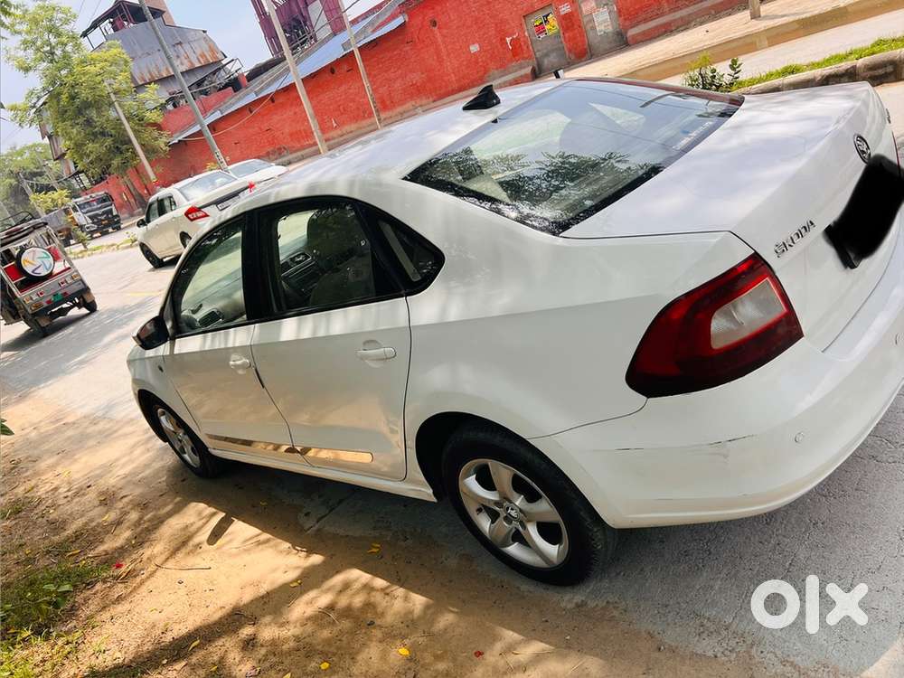 2015 Skoda Rapid Tsi Car