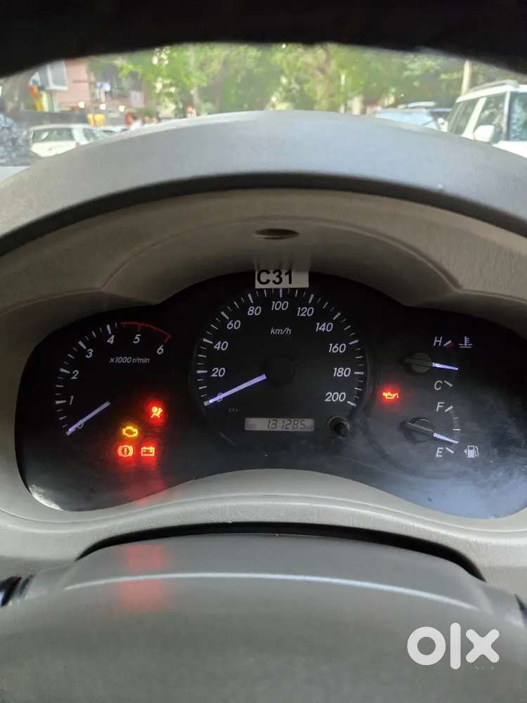 Toyota Innova 2014 Diesel Well Maintained