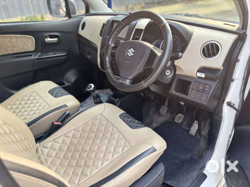 Maruti Suzuki Wagon R Stingray 1.0 Vxi Plus, 2017, Petrol