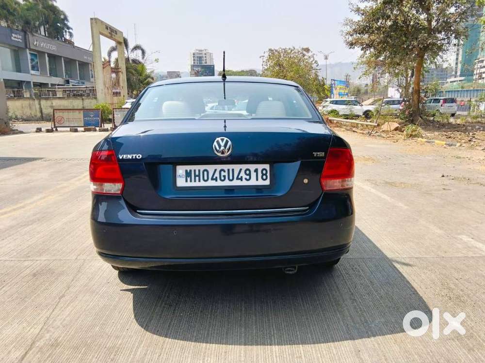 Volkswagen Vento 1.2 Tsi Highline Plus At, 2015, Petrol