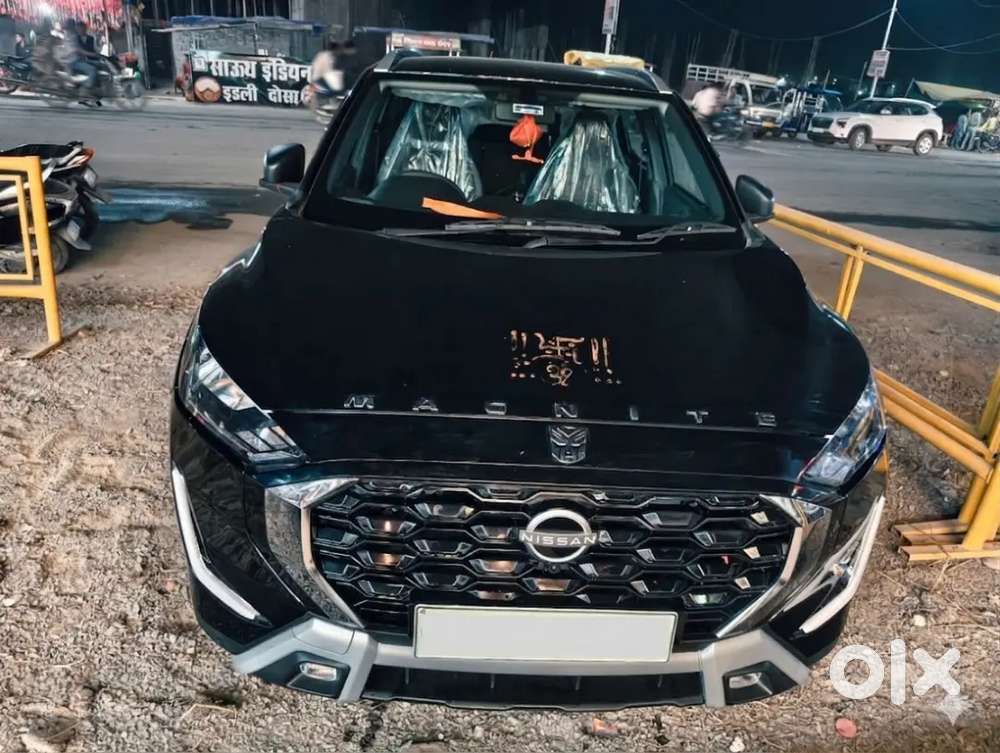 Nissan Magnite Automatic Top November 2025 Petrol 450 Km Driven