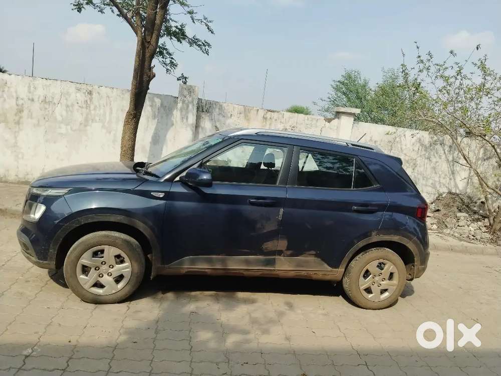 Hyundai Venue Petrol Manual 2022 Variant