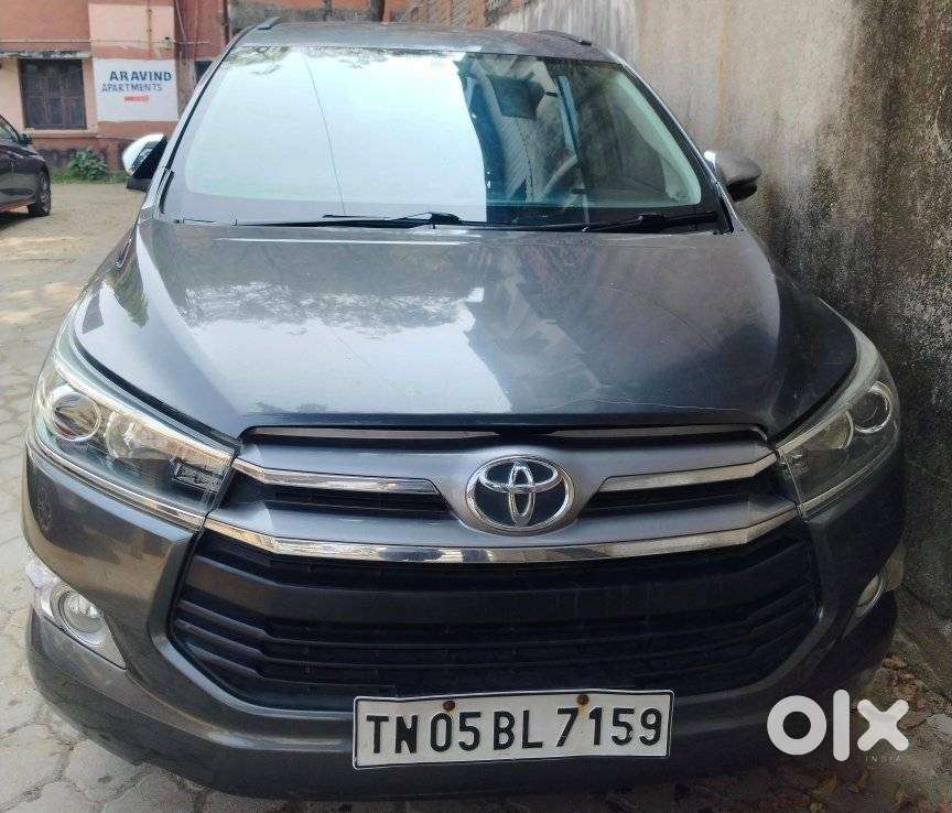 Toyota Innova Crysta 2.4 V 8 Str, 2017, Diesel