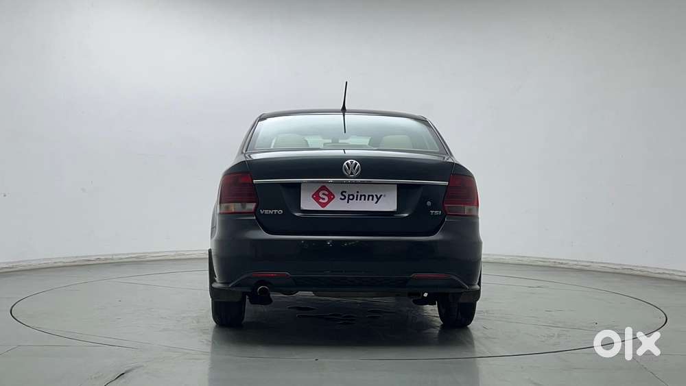 Volkswagen Vento Tsi, 2021, Petrol