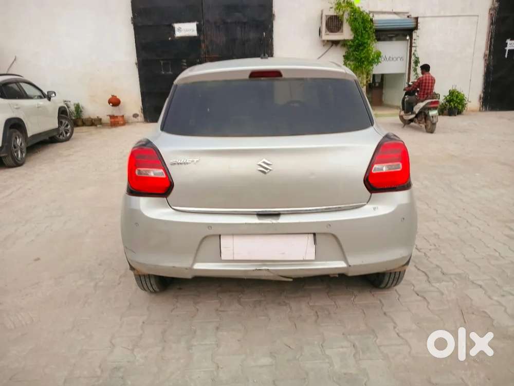 Maruti Suzuki Swift Vxi, 2022, Petrol