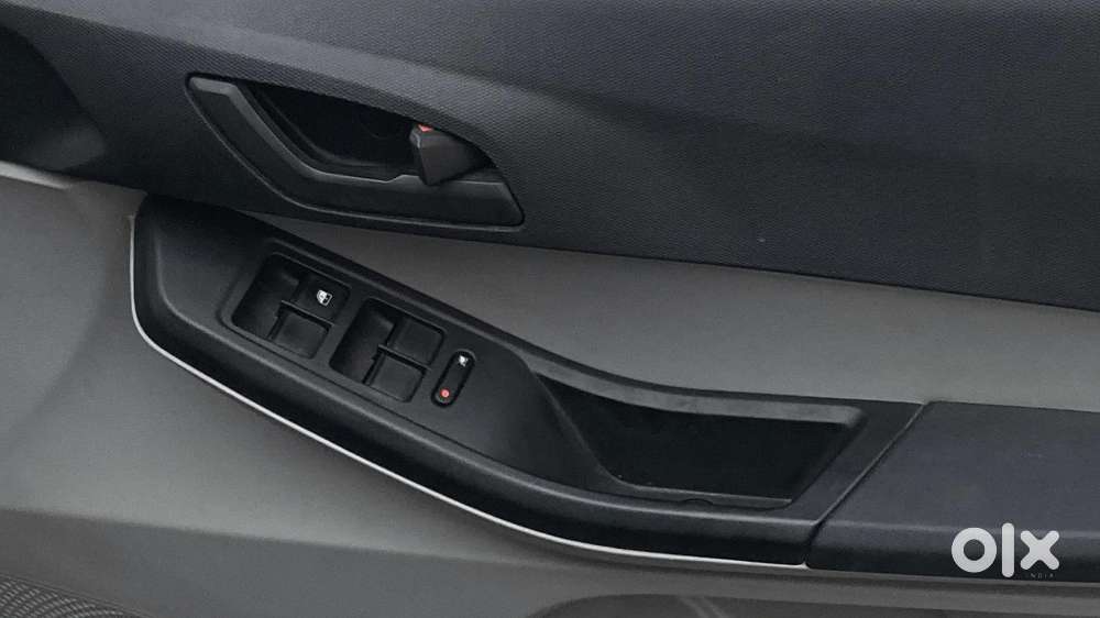 Tata Tiago 1.2 Revotron Xt, 2021, Petrol