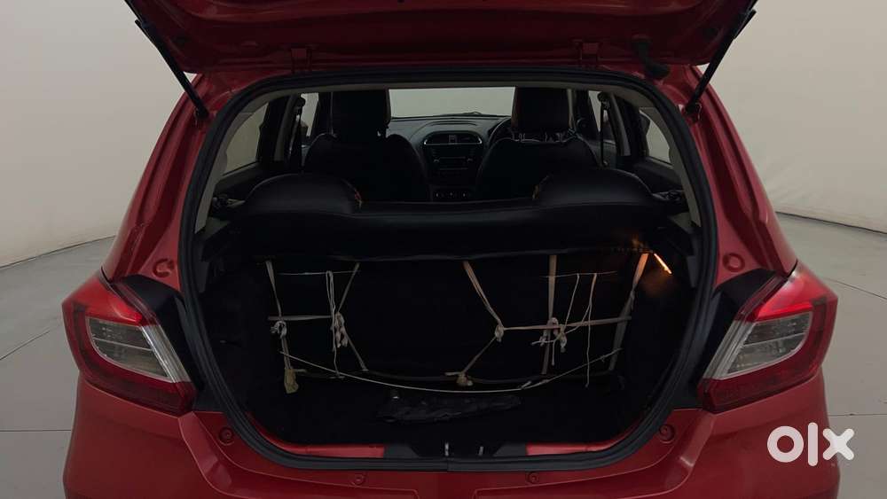 Tata Tiago Xz, 2016, Petrol