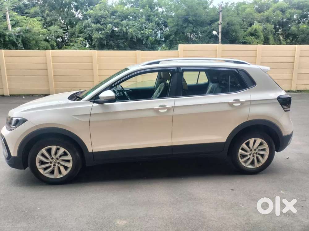 Volkswagen Taigun 1.0 Tsi Highline At, 2022, Petrol