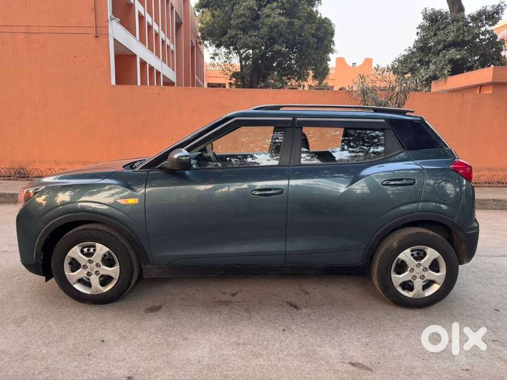 Mahindra Xuv300 W6 Amt Diesel, 2022, Diesel