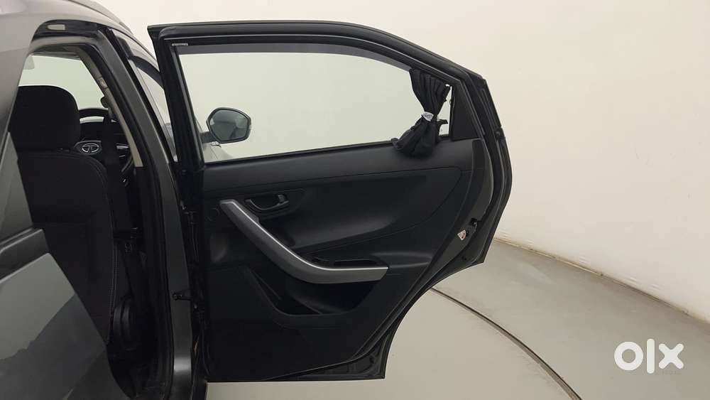 Tata Nexon 1.2 Revotron Xm, 2023, Petrol