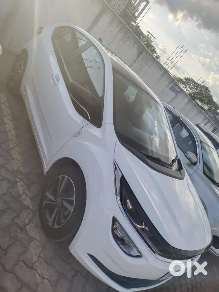 Tata Altroz Xm Plus 2023