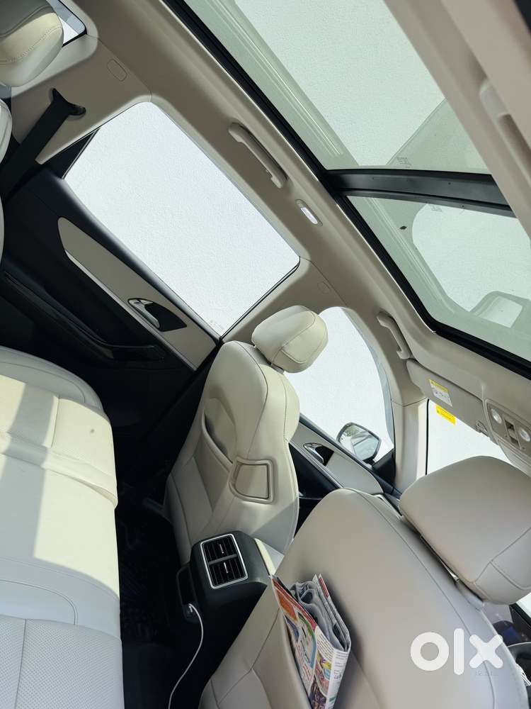 Mahindra Xuv700 2.2 Ax 7 Diesel At Str, 2022, Diesel