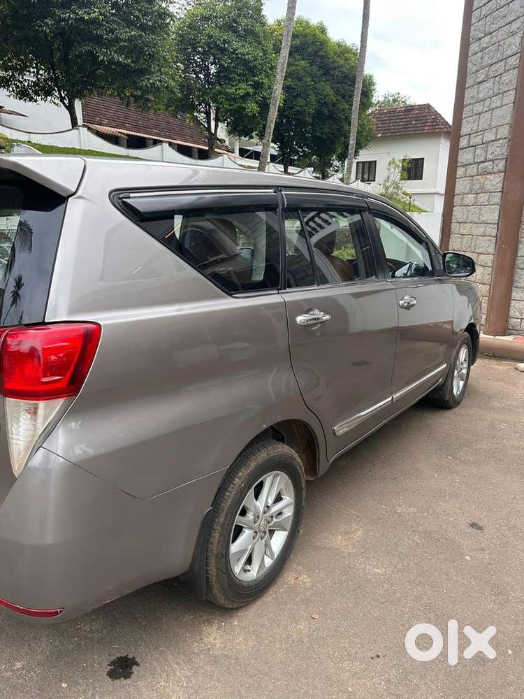 Toyota Innova Crysta 2017 Diesel Manual