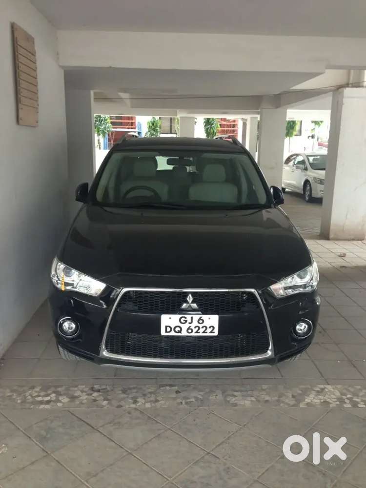 For Sale: Mitsubishi Outlander Suv - Immaculate Condition, 50% Ncb!