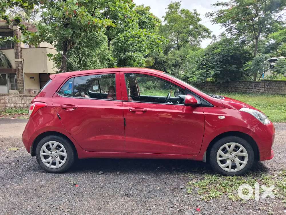 Hyundai Grand I10 Sportz 2018 Car
