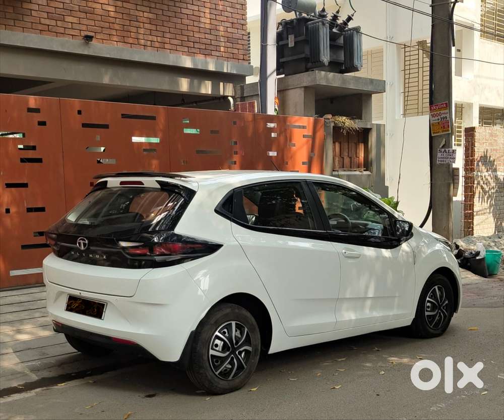 Tata Altroz 1.2 Xm, 2024, Petrol