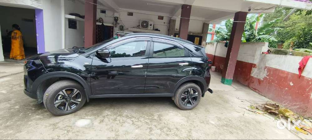 Tata Nexon 2024 Petrol Well Maintained