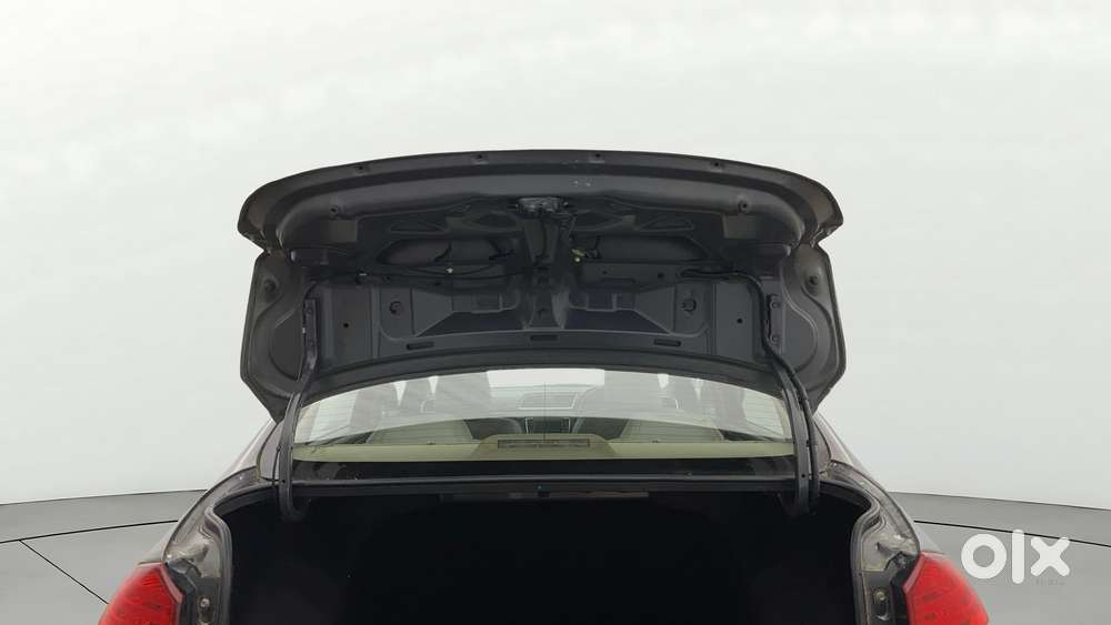 Maruti Suzuki Ciaz 2014-2017 At Zxi, 2016, Petrol