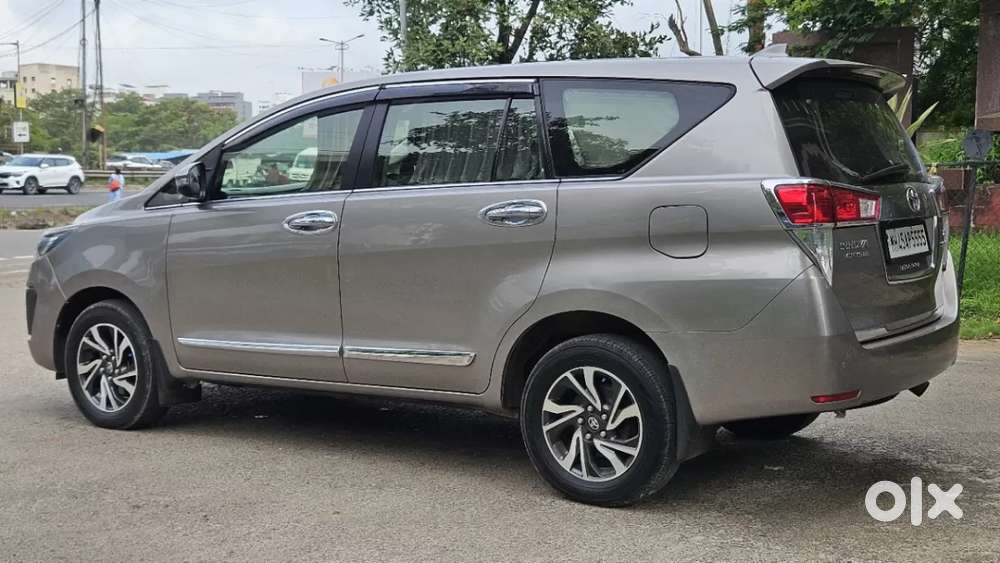 Toyota Innova Crysta [2020-ongoing] 2.4 Vx 8 Str, 2021, Diesel