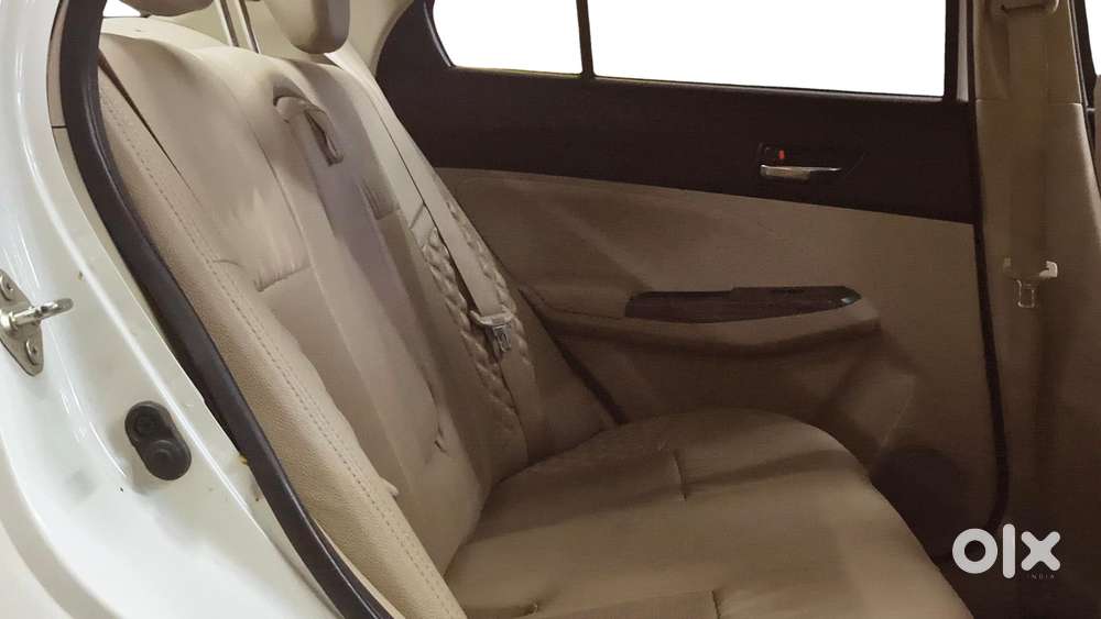 Maruti Suzuki Swift Dzire Amt Vxi, 2020, Petrol