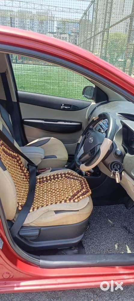 Hyundai I20 2012 Petrol 65000 Km Driven