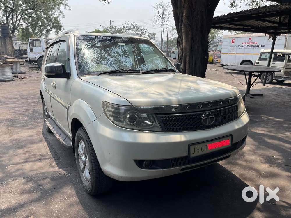 Tata Safari Storme 2014